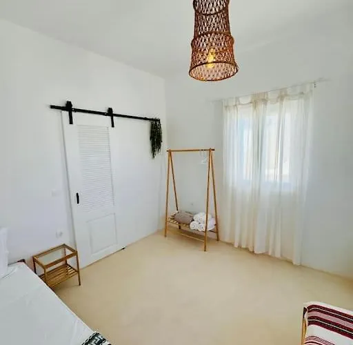 Walk The View With Yard In Appartement *