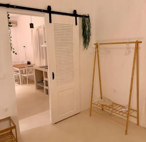 Walk The View With Yard In Appartement *